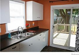 35303 Bakewell St, Westland, Mi 481 in Westland, MI (Photo 5 of 7)