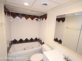 Townhome For Rent  in Orlando, FL (Photo 5 of 10)