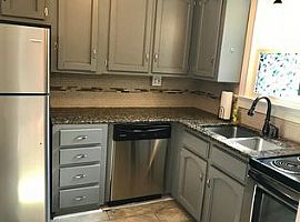  30 N Acres Dr, Greenville, Sc 29609 3 Beds 1 Bath 1,057 Sqft in Greenville, SC (Photo 5 of 5)