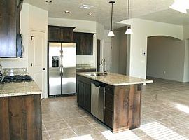 3362 S 2790 E, Saint George, Ut 84790 3 Beds 2 Baths 2,150 Sqft in Saint George, UT (Photo 2 of 7)