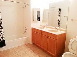 2 Beds 1 Bath For Rent in Chicago, IL