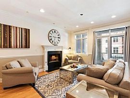 3 Beds 3 Baths For Rent in Chicago, IL (Photo 10 of 12)