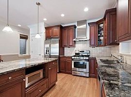 3 Beds 3 Baths For Rent in Chicago, IL (Photo 3 of 12)