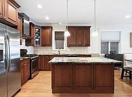 3 Beds 3 Baths For Rent in Chicago, IL (Photo 7 of 12)