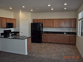 226 N 199th Dr, Buckeye, Az 85326 in Buckeye, AZ (Photo 4 of 9)