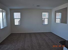 226 N 199th Dr, Buckeye, Az 85326 in Buckeye, AZ (Photo 5 of 9)