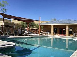 3 Beds 2 Baths in Tucson, AZ (Photo 7 of 10)