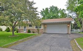 8373 157th St W, Apple Valley, Mn 55124 3 Beds 1 Bath 2,000 Sqf in Apple Valley, MN