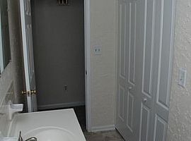 720 Terry Dr, Winchester, Rent 550 Deposit 550 Total 1100 in Winchester, KY (Photo 6 of 10)