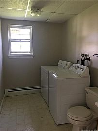 970 Poquonock Ave, Windsor, Ct 06095 in Windsor, CT (Photo 2 of 7)