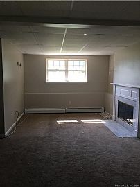 970 Poquonock Ave, Windsor, Ct 06095 in Windsor, CT (Photo 3 of 7)