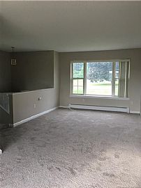 970 Poquonock Ave, Windsor, Ct 06095 in Windsor, CT (Photo 4 of 7)