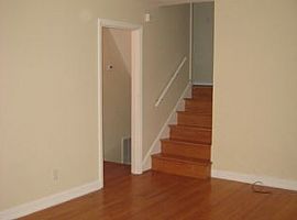 9221 Aylesbury Dr, Rollin Rent 650 Deposit 650 Total 1300 in Louisville, KY (Photo 4 of 12)