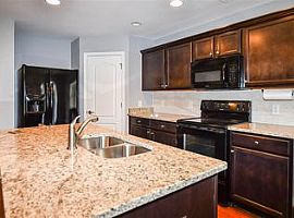 505 Maple Cove Ln Nw, Madison, Al 35757 in Madison, AL (Photo 3 of 10)