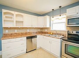 3705 Sullivan Ave, Chattanooga, Tn 37412 3 Beds 1 Bath 1,282 Sq in Chattanooga, TN (Photo 9 of 11)