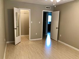 1 Bedroom Home at 2207 S Carolina Ave Unit  in Tampa, FL (Photo 11 of 12)