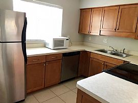 1 Bedroom Home at 2207 S Carolina Ave Unit  in Tampa, FL (Photo 3 of 12)