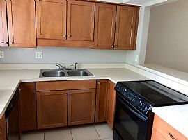 1 Bedroom Home at 2207 S Carolina Ave Unit  in Tampa, FL (Photo 4 of 12)