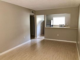 1 Bedroom Home at 2207 S Carolina Ave Unit  in Tampa, FL (Photo 7 of 12)