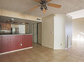 1505 N Apache Dr, Chandler, Az in Chandler, AZ (Photo 4 of 7)