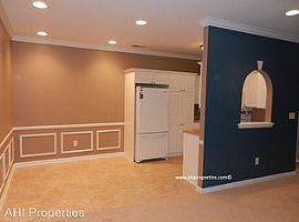 114 Hayesbury Ct, Pelham, Al 35124 in Pelham, AL (Photo 4 of 11)