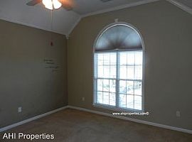 114 Hayesbury Ct, Pelham, Al 35124 in Pelham, AL (Photo 7 of 11)