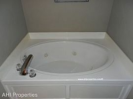 114 Hayesbury Ct, Pelham, Al 35124 in Pelham, AL (Photo 9 of 11)