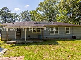 835 Clinton Dr, Tuscaloosa, Al 35401 in Tuscaloosa, AL (Photo 2 of 12)