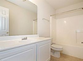 3417 Hunting Wood Ct, Gastonia Rent 650 Deposit 650 Total 1300 in Gastonia, NC (Photo 3 of 8)