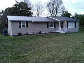 334 Cypress Creek Rd, Ric Rent 500 Deposit 500 Total 1000 in Richlands, NC