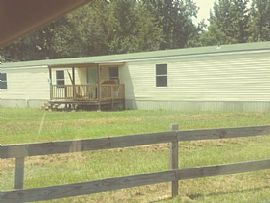 23 Foxwood Rd, Deatsville, Al 36022 in Deatsville, AL