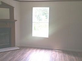 23 Foxwood Rd, Deatsville, Al 36022 in Deatsville, AL (Photo 2 of 5)