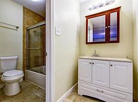 3207 Dawnwood Dr, Spring, Rent 750 Deposit 750 Total 1500 in Spring, TX (Photo 6 of 9)