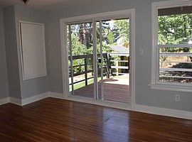 3 Beds 1 Bath in Spokane, WA (Photo 2 of 6)