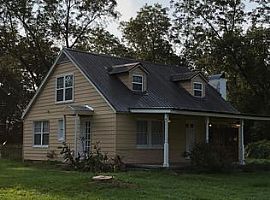 2025 Us Highway 31 N, Deatsville, Al in Deatsville, AL (Photo 2 of 9)