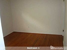 9010 W 101st St, Overland Park, Ks 66212 3 Beds 1 Bath 950 Sqft in Overland Park, KS (Photo 3 of 9)