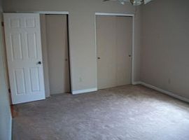 1527 Deerwood Dr W, Mobile, Al 36618 3 Beds 2 Baths in Mobile, AL (Photo 2 of 6)
