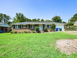 2208 Tuxedo Rd, Columbia, Rent 650 Deposit 650 Total 1300 in Columbia, SC