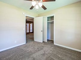 2208 Tuxedo Rd, Columbia, Rent 650 Deposit 650 Total 1300 in Columbia, SC (Photo 9 of 10)