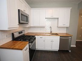 134 Gillette Ave, Louisville, Ky 40214 3 Beds 2 Baths 1,600 Sqf in Louisville, KY (Photo 10 of 12)