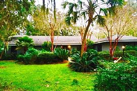 5 Bedrooms Near 230 Distant Island Dr, in Beaufort, SC (Photo 3 of 3)