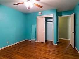 2119 Glenwood Ln, Denton, Tx 76209 3 Beds 2 Baths 1,329 Sqft in Denton, TX (Photo 9 of 12)