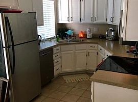 9218 Goldenrod Ln, Charlotte, Nc 28227 3 Beds 2 Baths 1,208 Sqf in Charlotte, NC (Photo 7 of 9)