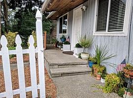 2 Beds 1 Bath in Shoreline, WA