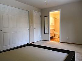 3 Beds 2 Baths in Mill Creek, WA (Photo 7 of 7)