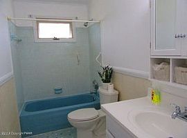 3 Beds 2 Baths in Brodheadsville, PA (Photo 6 of 8)