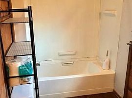 2 Beds 1 Bath in Zelienople, PA (Photo 4 of 7)