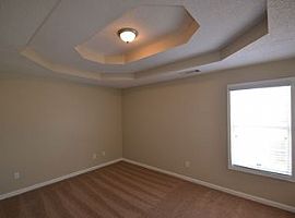 3 Beds 3 Baths in Hampton, GA (Photo 4 of 6)