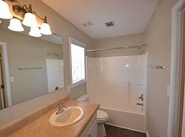3 Beds 3 Baths in Hampton, GA (Photo 5 of 6)