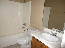 3 Beds 2 Baths in Covington, GA (Photo 5 of 7)